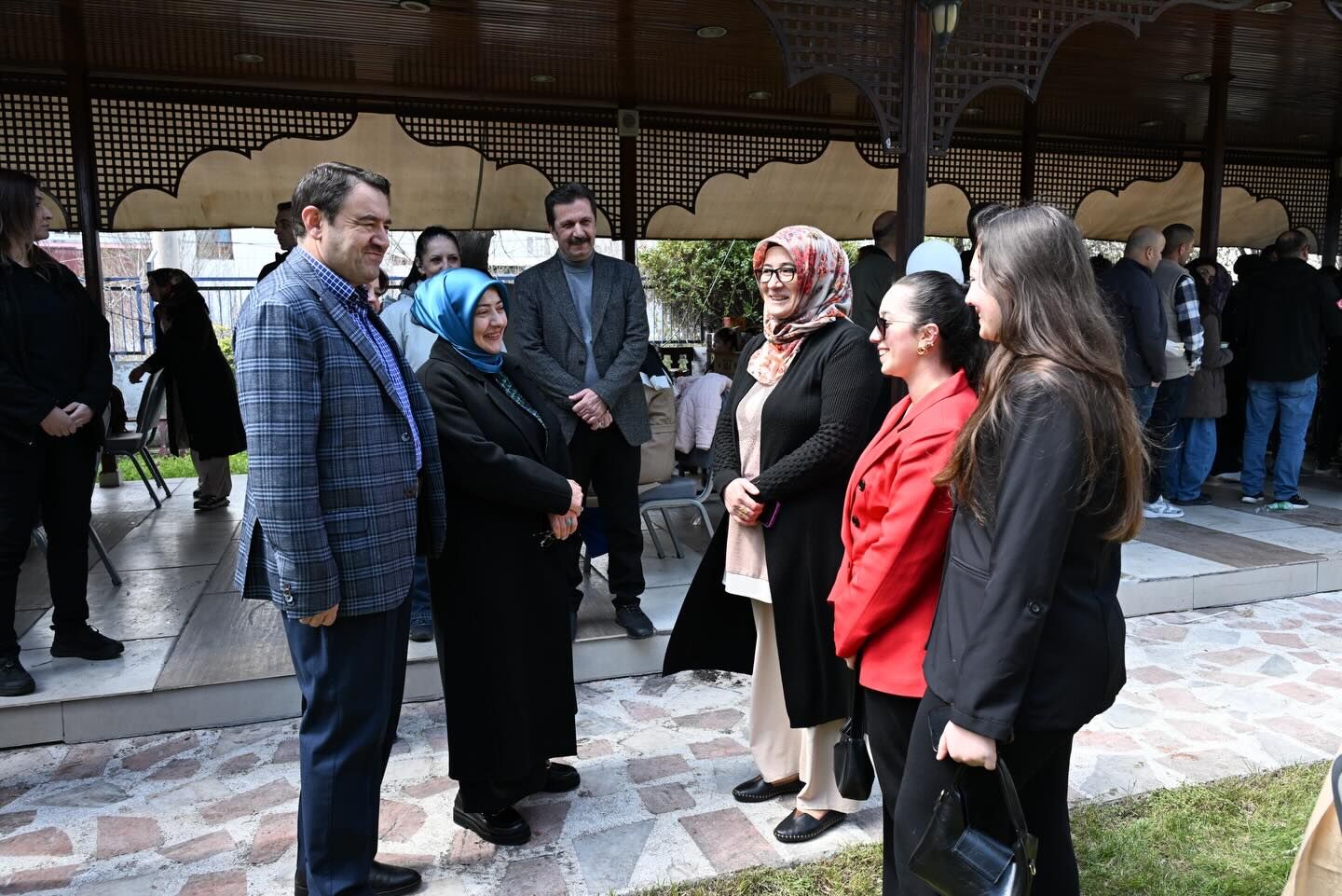 670285942 18179677660379467 8460981788999515469 N