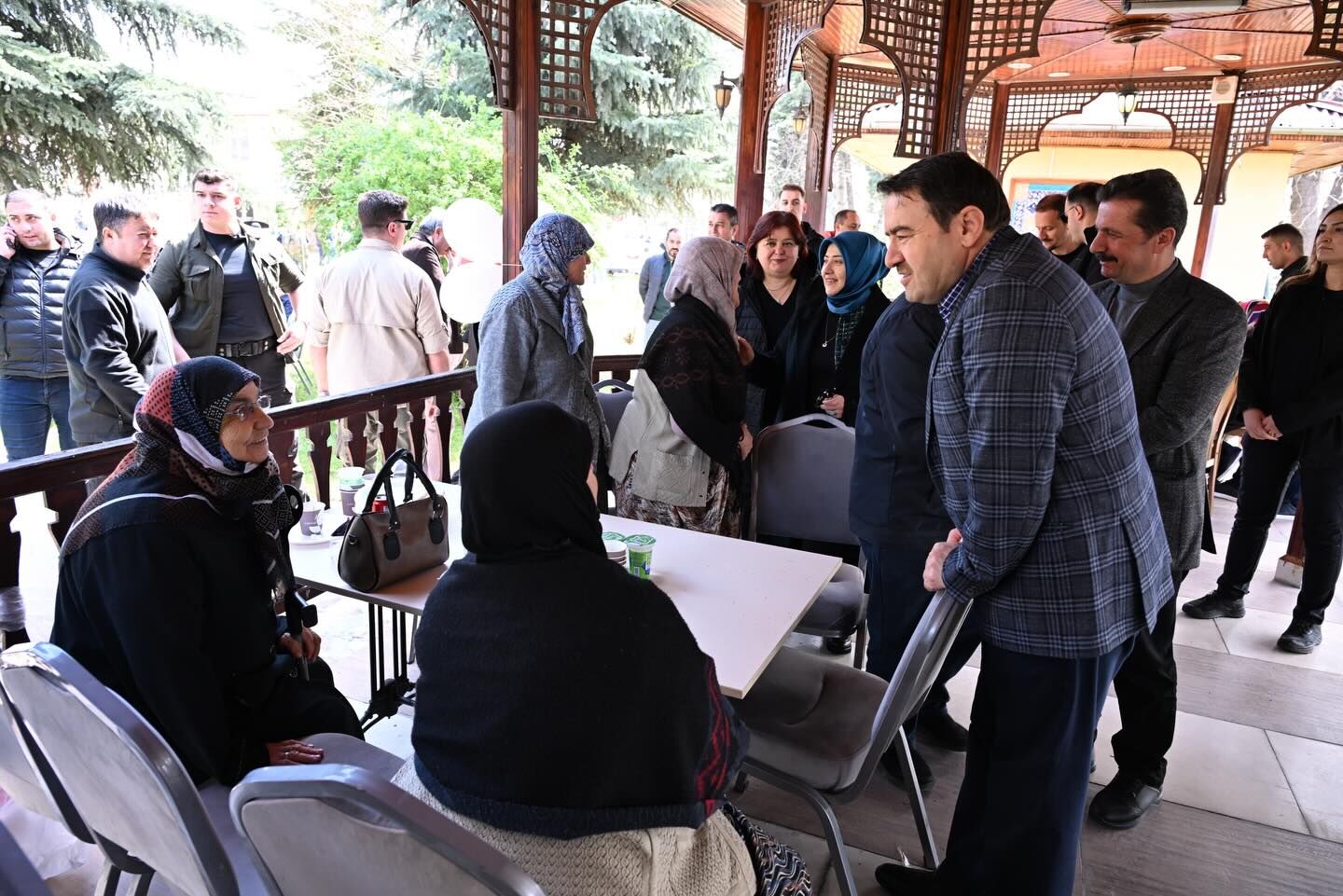 670407164 18179677669379467 6600552675469690658 N