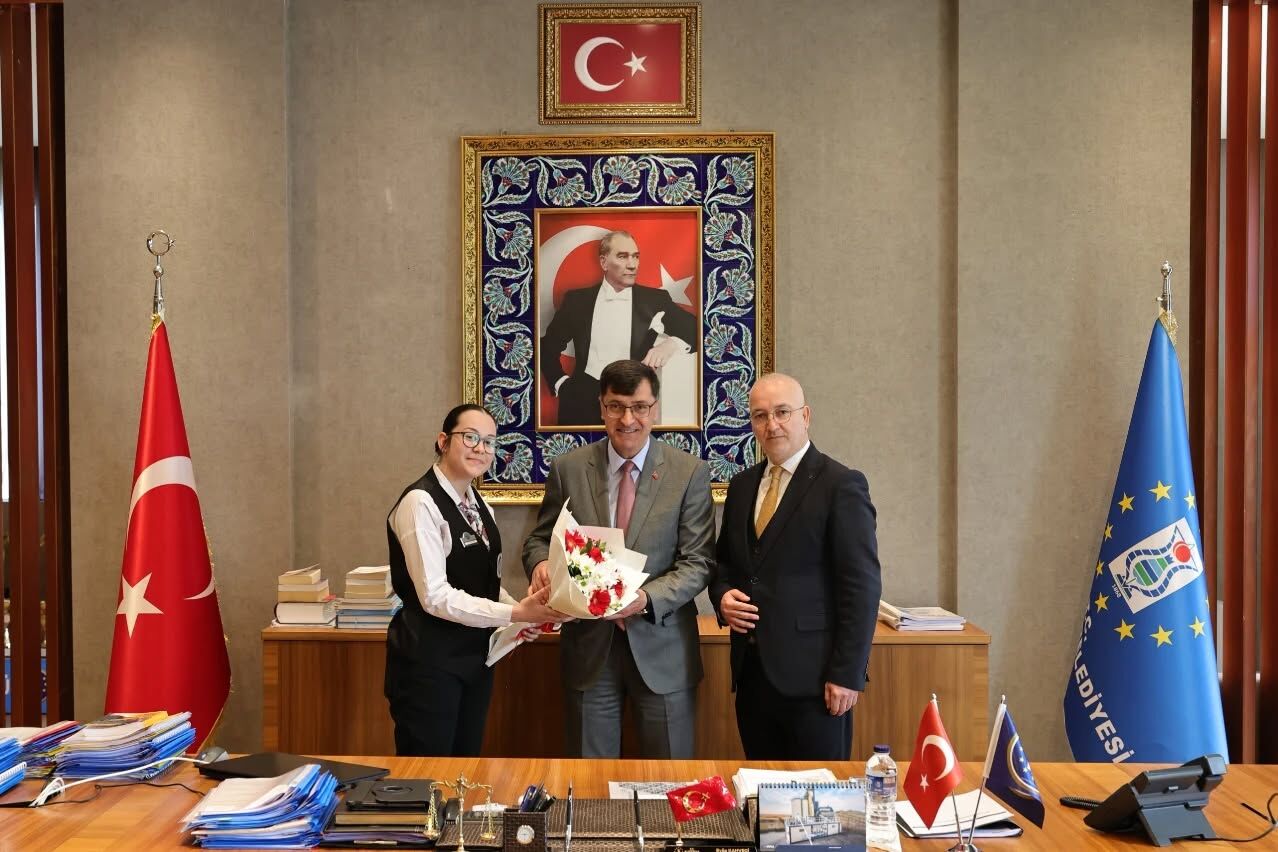 672325102 18421514509134776 1551946264362166885 N