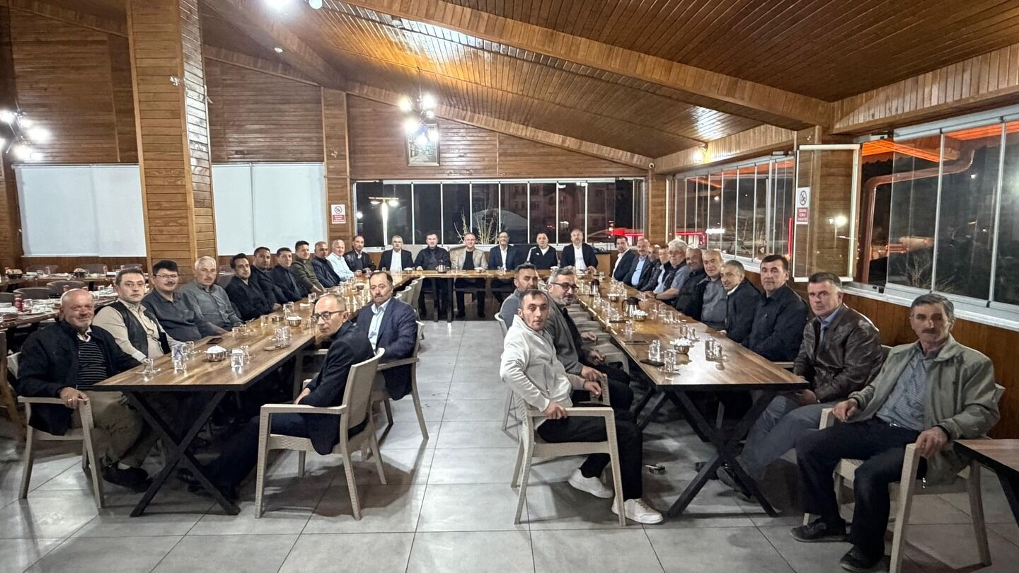 8Ee580D8 2514 4F93 Bb26 37Fffe209769