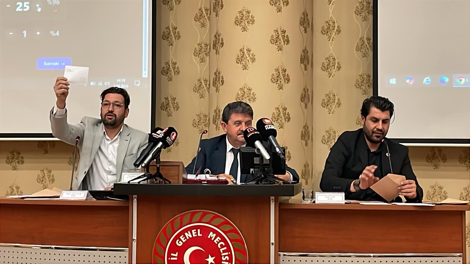 A92C3671 Eaaa 462B B820 D478Db31A3De