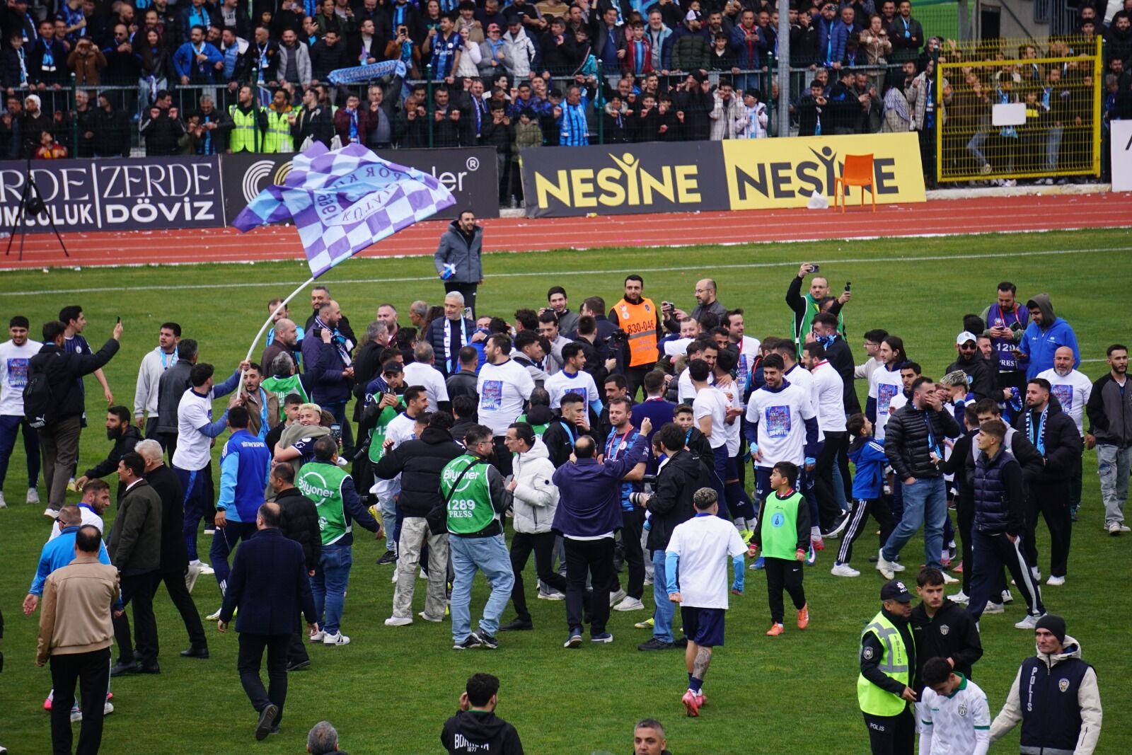 C62Eb726 8E30 4D8A B0C4 58F913Fcffef