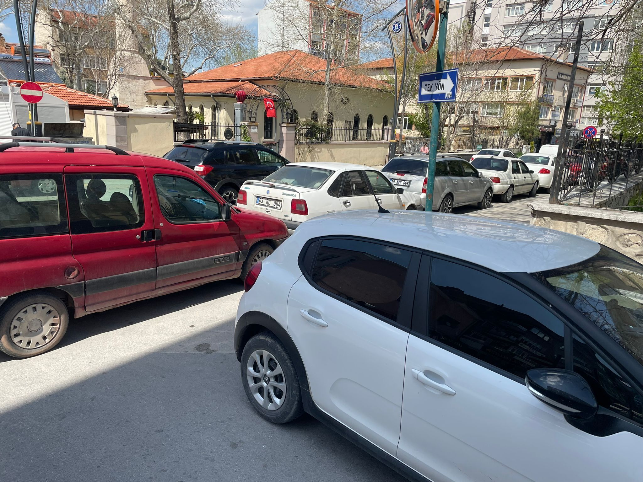 Ca050A6C Ffd9 4213 A84A 8Fe093A68776