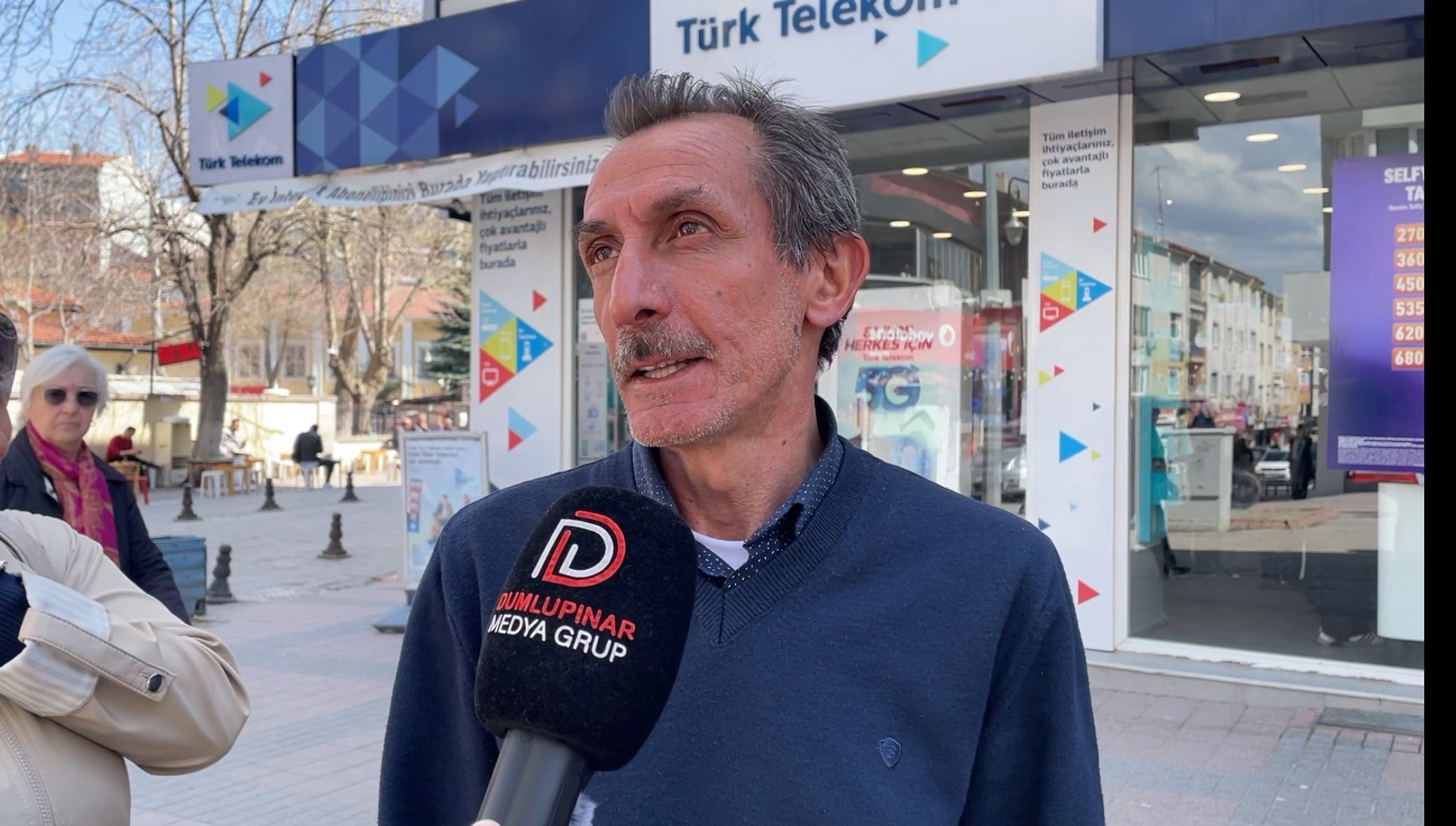 F884E2Ab F240 42B9 8Fff 9Cb6A6A57661