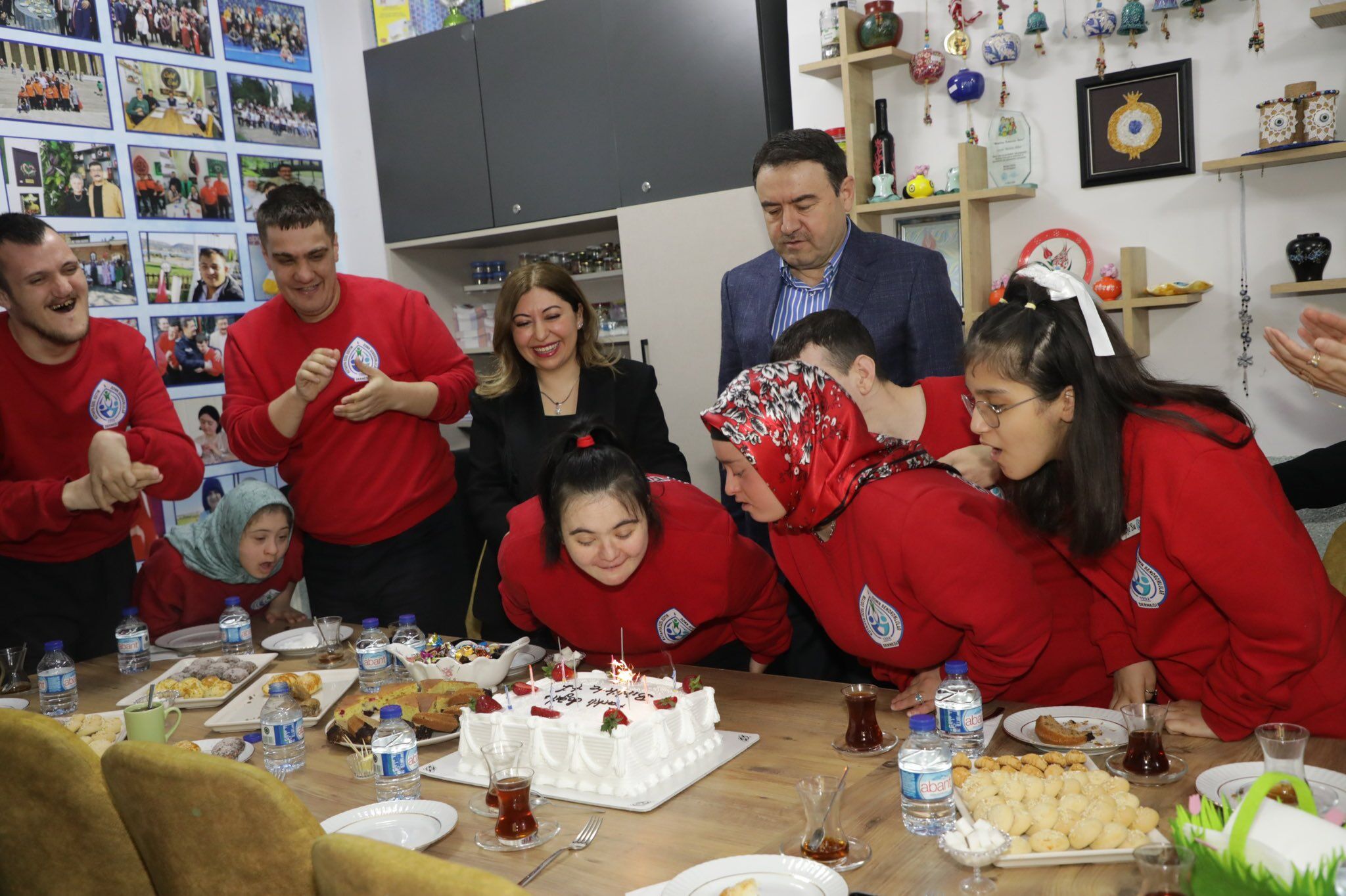 H Fs3E J Ob E A A J Mw0