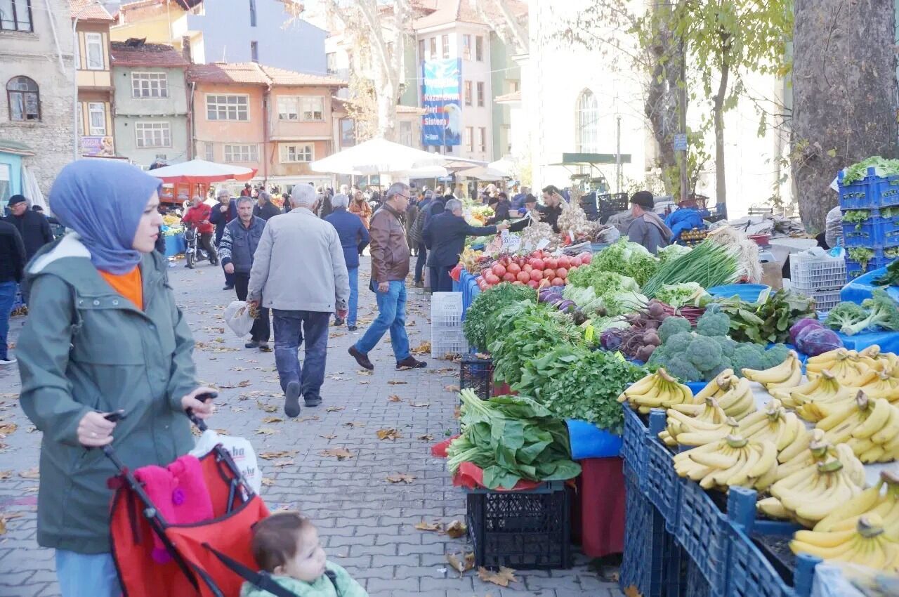 Kütahya Pazar Çarşamba Pazarı (2)