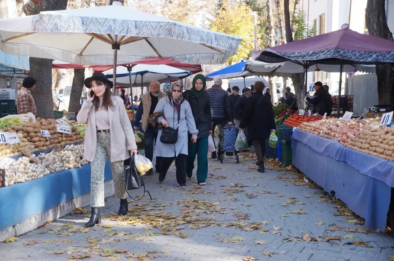 Kütahya Pazar Çarşamba Pazarı (3)