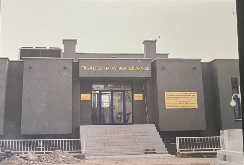 Tavsanli Kutuphanesi