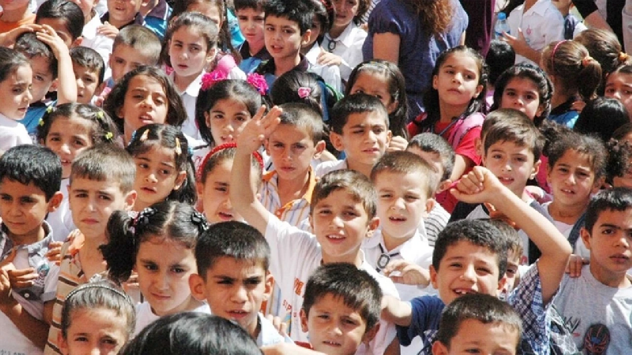 Turkiyenin Cocuk Nufusu Azaliyor Mwxo Cover