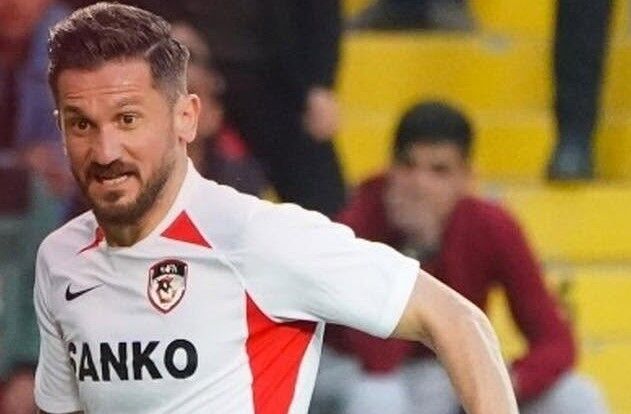 Süper Lig'de fırtına gibi esmişti: Kütahyaspor, tecrübeli sağ bek ile anlaştı