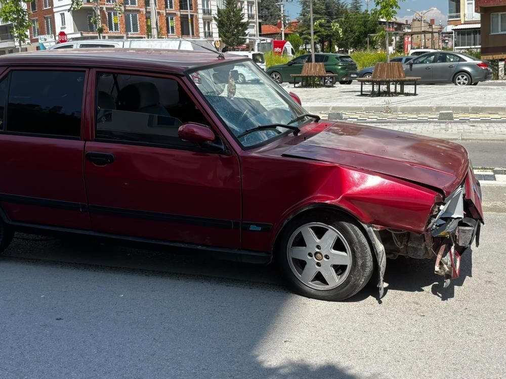 Kütahya'da fırın önünde kan aktı: 2 yaralı