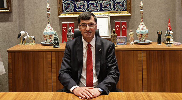 Kütahya Belediye Başkanı Eyüp Kahveci, Yeni Parti'ye geçiyor