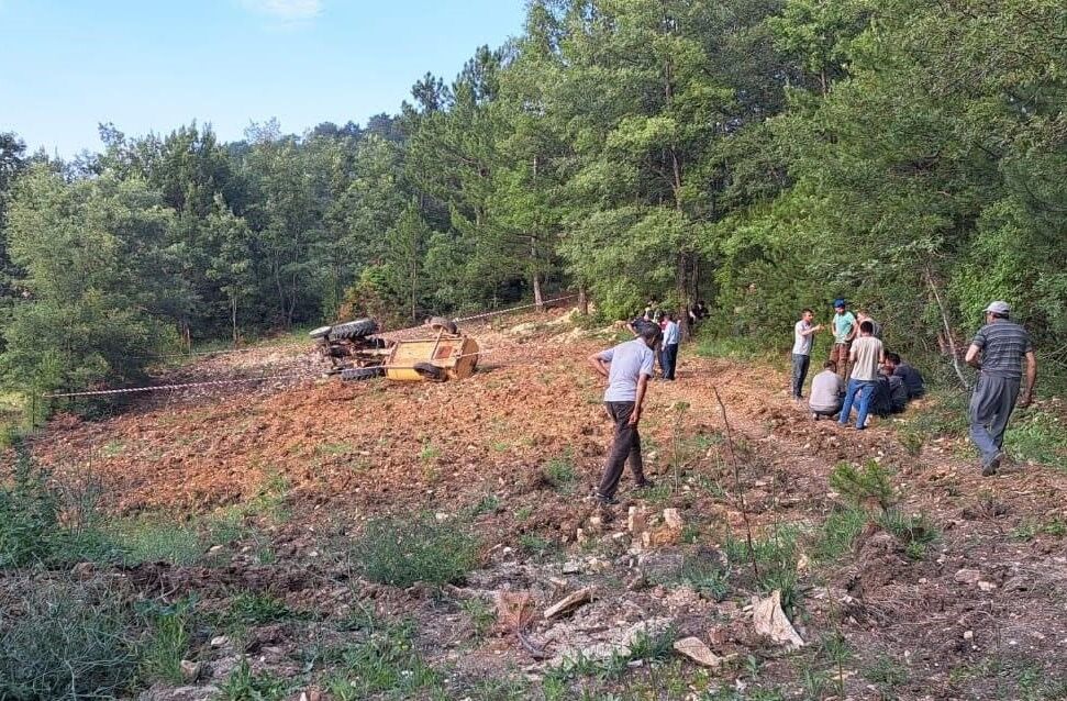 Kütahya'da Traktör Faciası: 3 Çocuk Babası Hayatını Kaybetti
