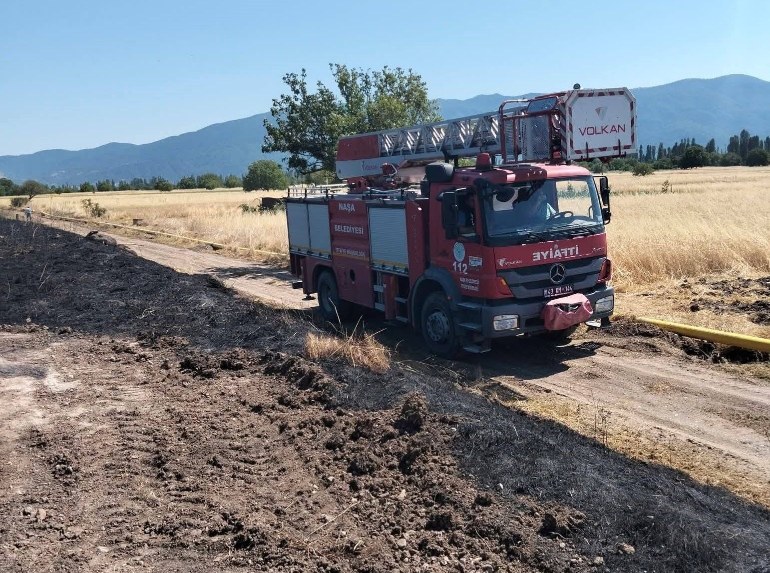 A W750843 02