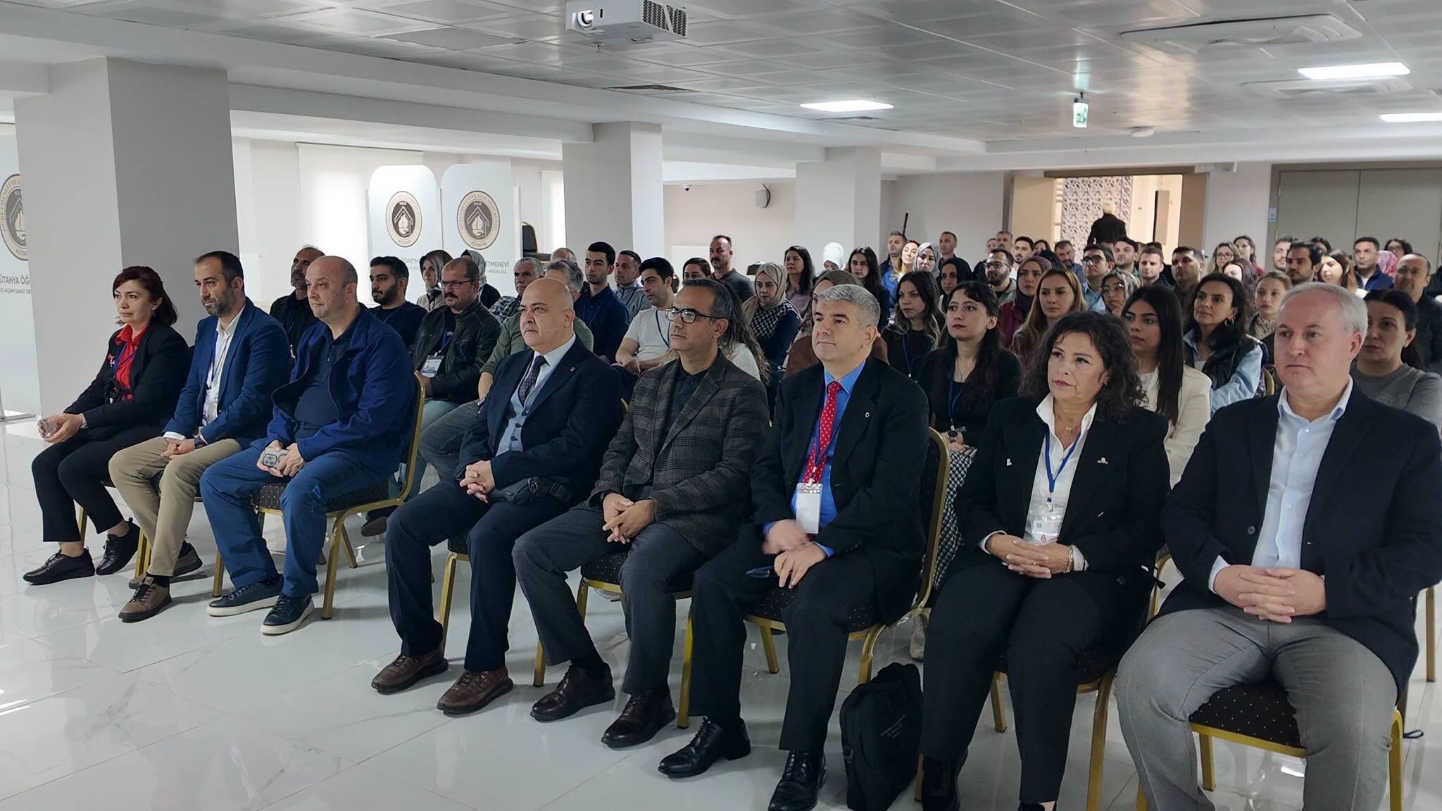 Kütahya’da ASİS ve Leiter eğitim kursları başladı