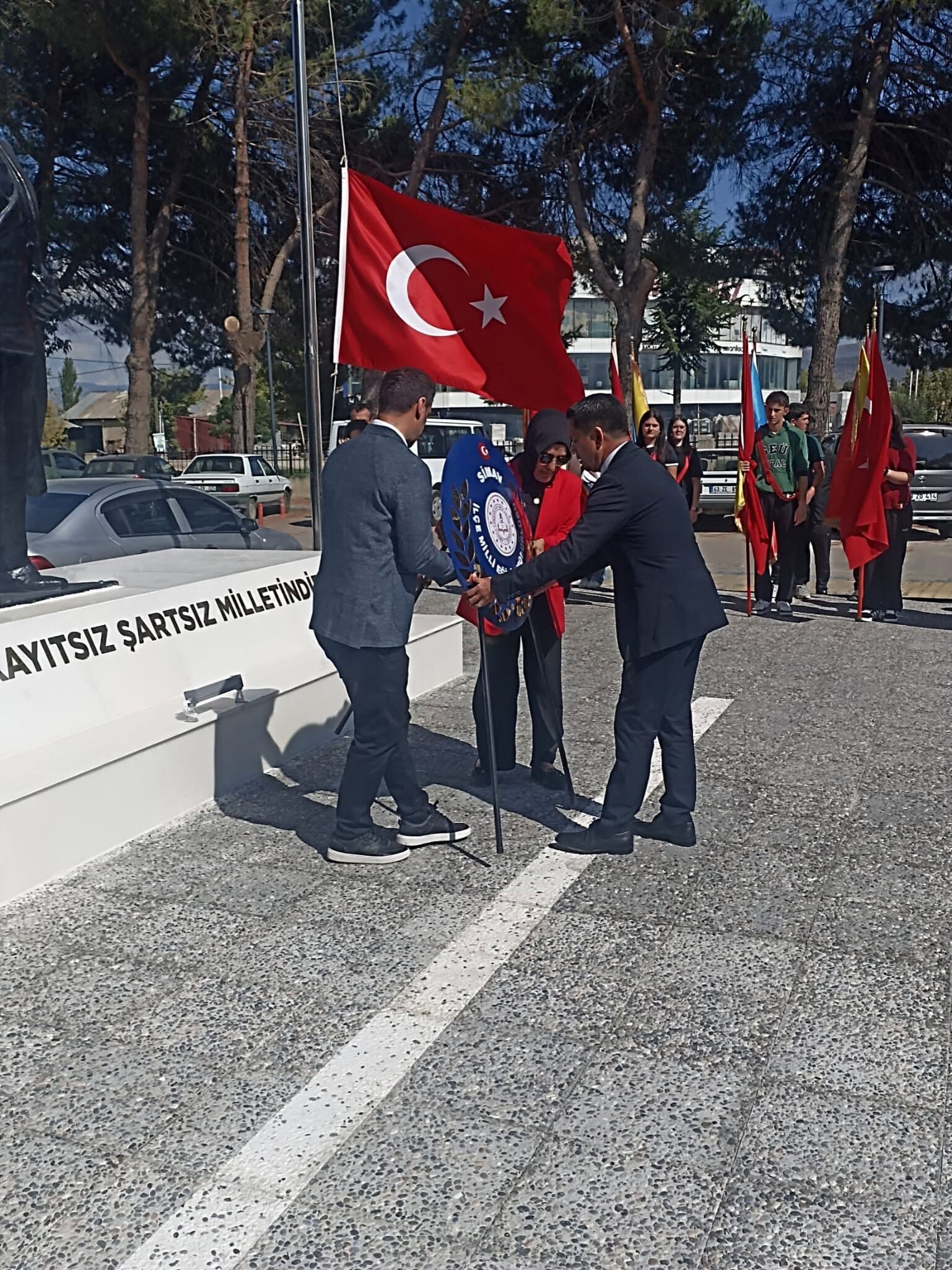 Simav'da 2026-2027 eğitim öğretim yılı törenle başladı