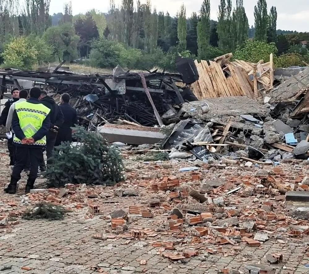 Kütahya'da faciadan dönüldü: Kazan dairesi patladı