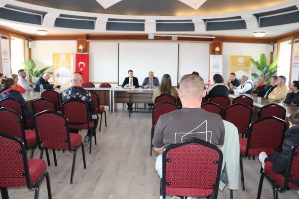 Tavşanlı'da beden eğitimi öğretmenleriyle sportif faaliyetler değerlendirildi